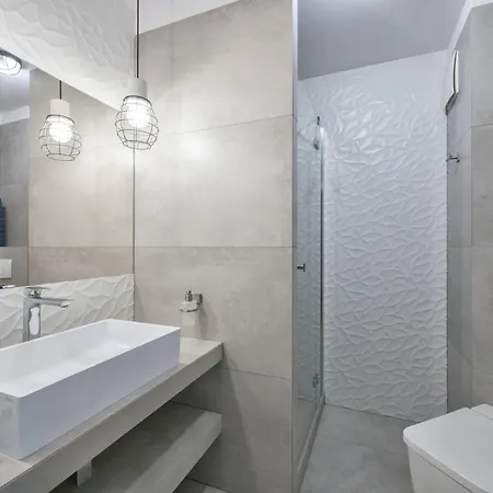 Dom & House - Batorego W Centrum Miasta דירה גדינייה